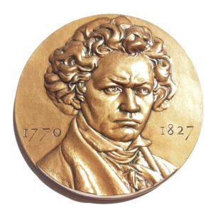 (FMED.Méd.MdP.CuSn14.spl.000000001) Bronze medal - Beethoven Obverse (zoom)