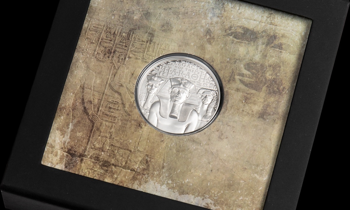 (W099.250.D.2022.29789) 250 $ Legacy of the Pharaohs 2022 - Proof platinum (packaging) (zoom)