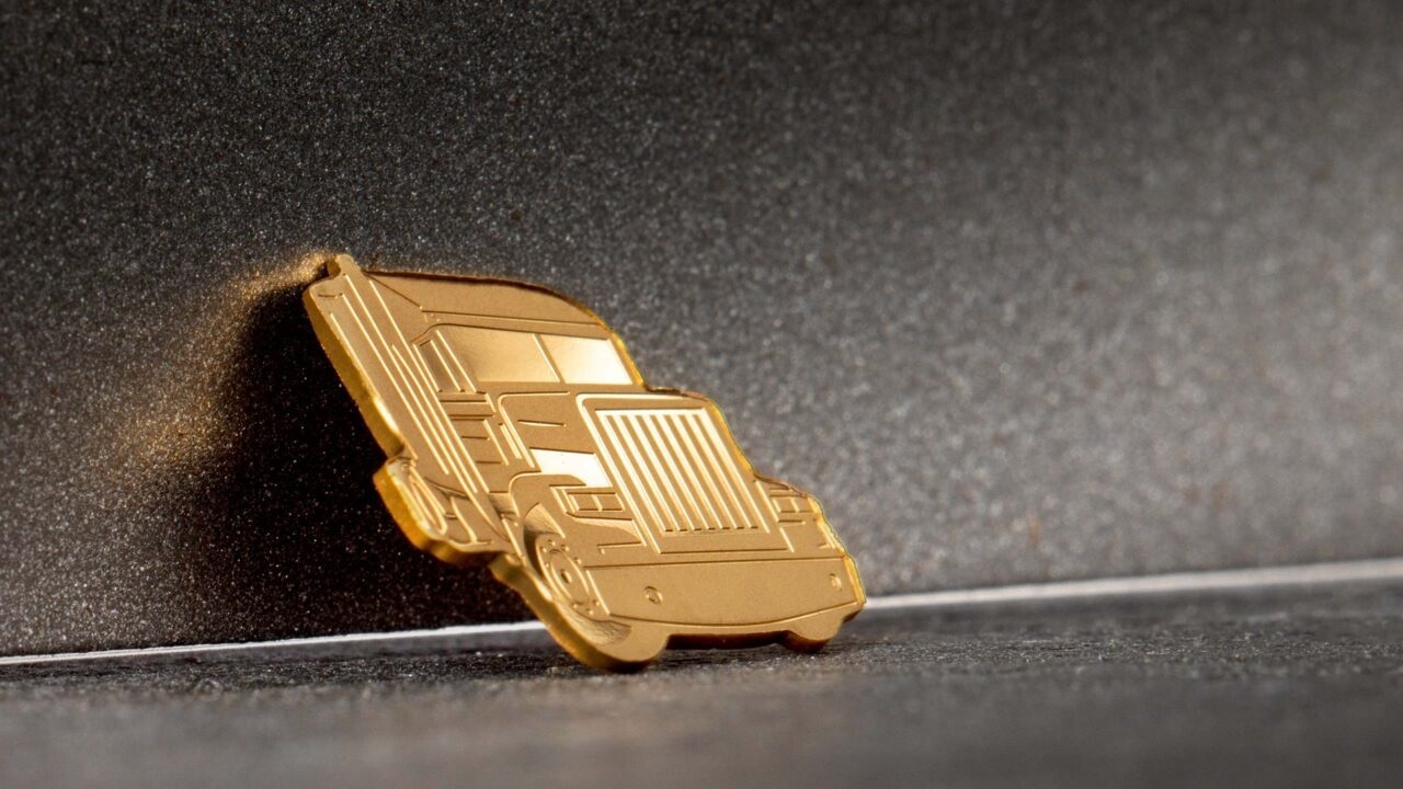 (W168.1.1.D.n.d._2022_.29924) 1 Dollar Truck (2022) - Silk finish gold (blog illustration) (zoom)