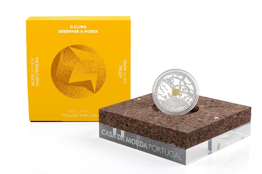 (EUR15.Proof.2022.1025481) 5 euro Portugal 2022 Proof silver - Climate (yellow) (packaging) (zoom)