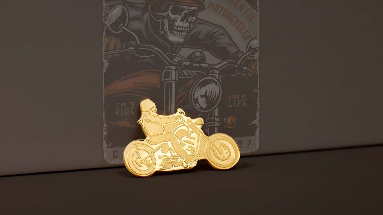 (W168.1.1.D.n.d._2022_.30086) Palau 1 $ Biker (2022) - Silk finish gold (blog illustration) (zoom)