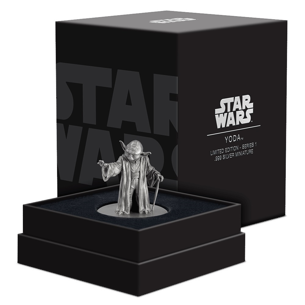 (OA160.Obj.Art.NZ.30-01491) Silver miniature - Star Wars Yoda (packaging) (zoom)