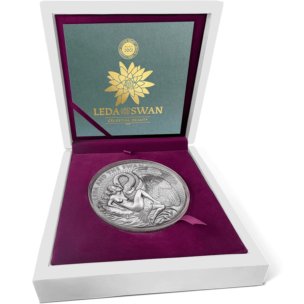 (W036.10000.CFA.2024.1.oz.kg.1) 10000 Francs CFA Cameroon 2024 1 kilogram Antique silver - Leda and Swan (case) (zoom)