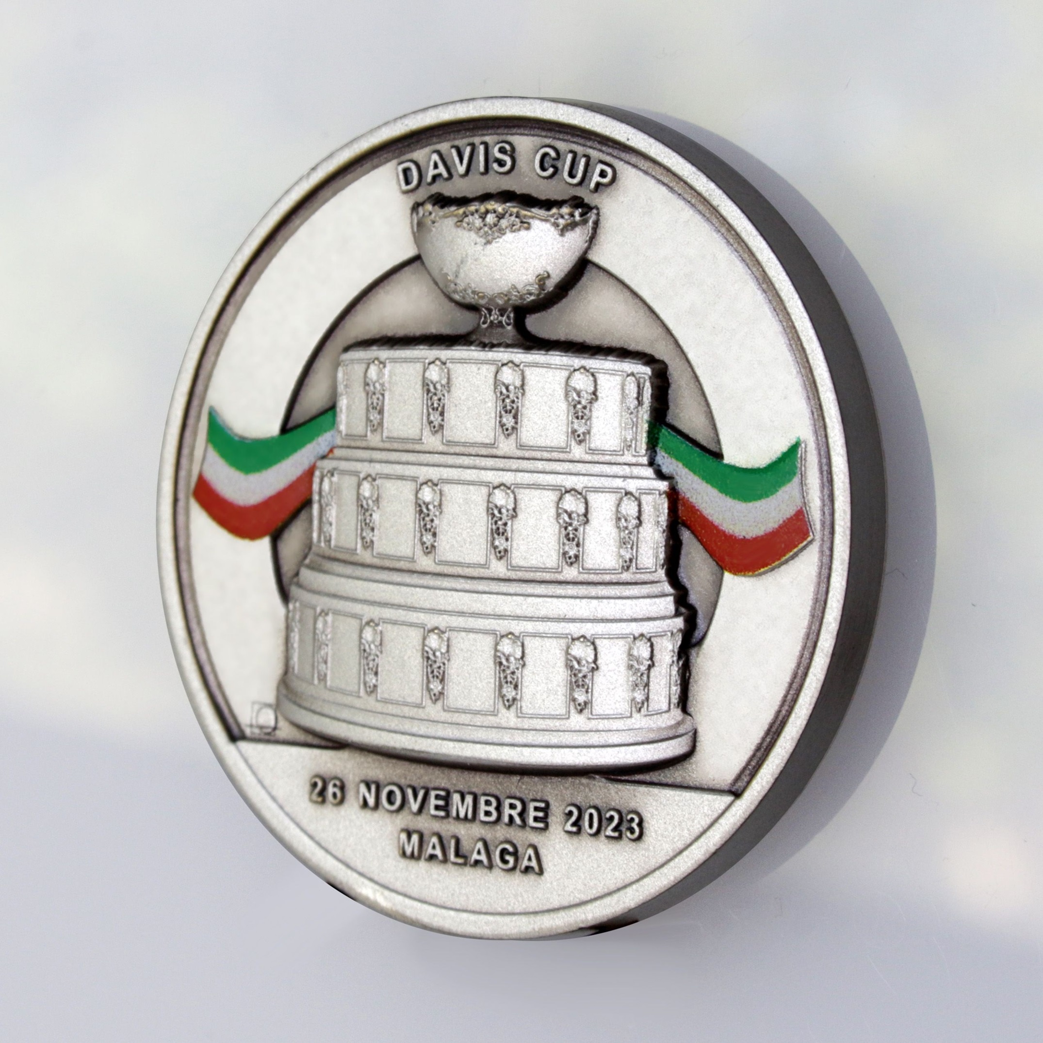 (MED10.IPZS.2024.48-2me10-001324) Silver plated brass medal - Italy champion of the Davis Cup in 2023 (zoom)