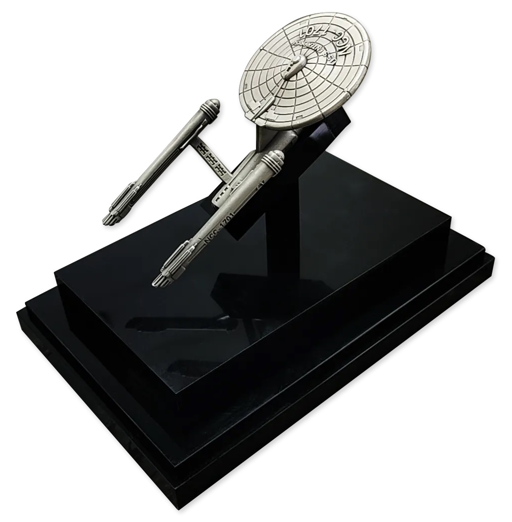 (W193.1.5.D.2024.1587020116) 5 Dollars Samoa 2024 3 oz Antique silver - Star Trek USS Enterprise NCC-1701 (base) (zoom)