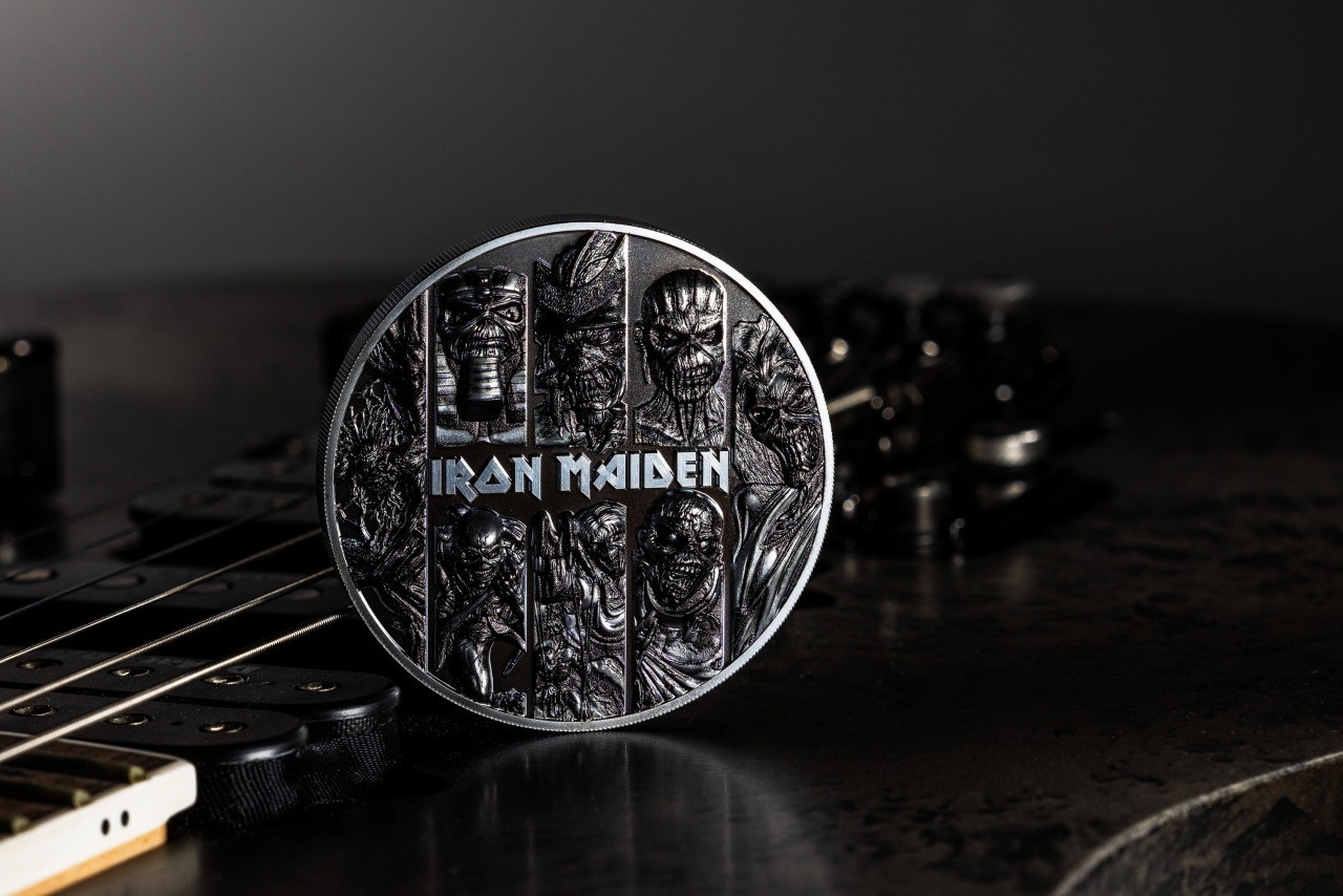 (W099.20.D.2024.30815) Cook Islands 20 Dollars Eddie Collection (Iron Maiden) 2024 - Black Proof silver (blog) (zoom)